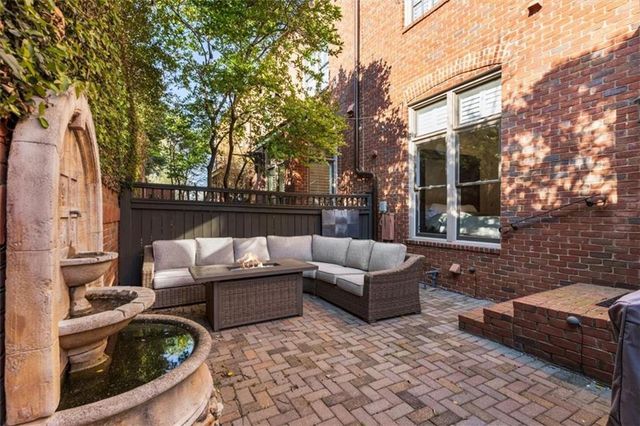 225 Founders Mill Court, Roswell, GA 30075