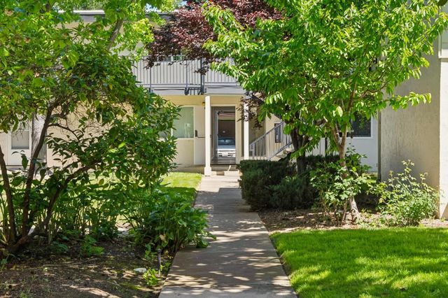 14225 Lora Drive 102, Los Gatos, CA 95032