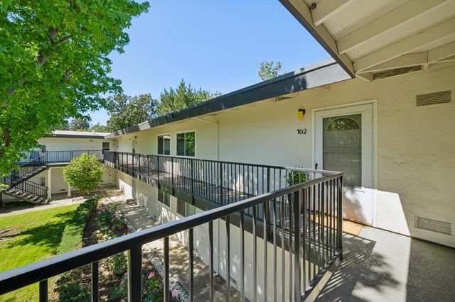 14225 Lora Drive 102, Los Gatos, CA 95032