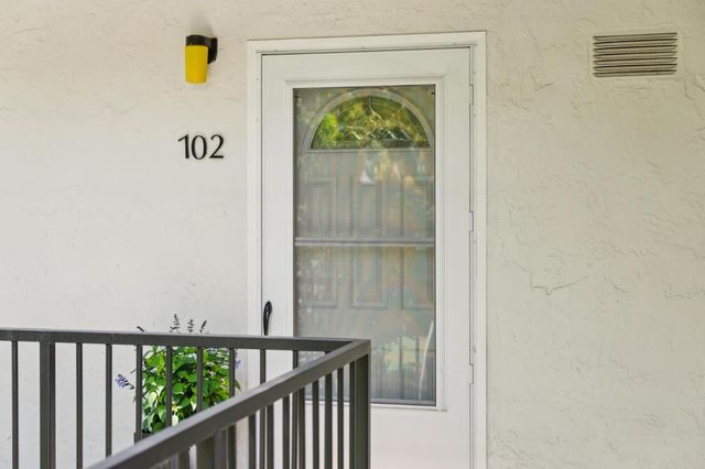 14225 Lora Drive 102, Los Gatos, CA 95032