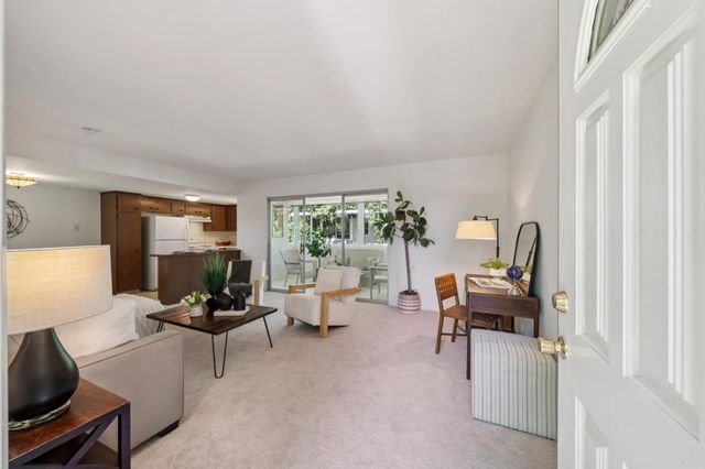 14225 Lora Drive 102, Los Gatos, CA 95032