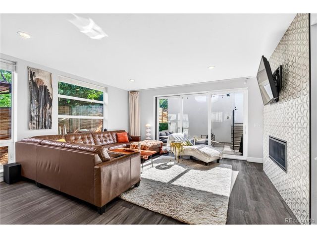 2210 S Sherman St, Denver, CO 80210