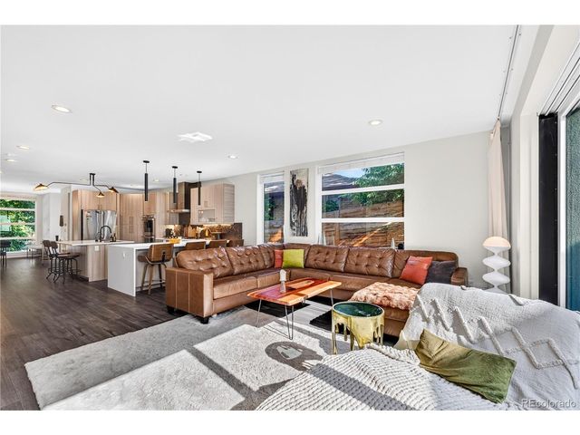 2210 S Sherman St, Denver, CO 80210