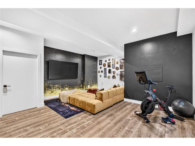 2210 S Sherman St, Denver, CO 80210