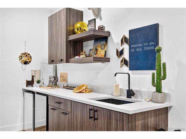 2210 S Sherman St, Denver, CO 80210