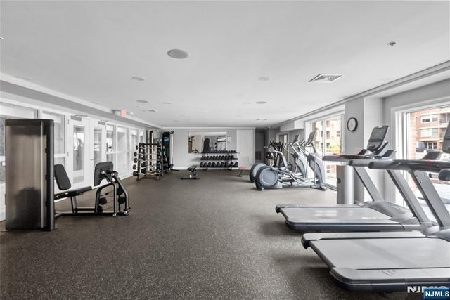20 Ave At Port Imperial 403, West New York, NJ 07093