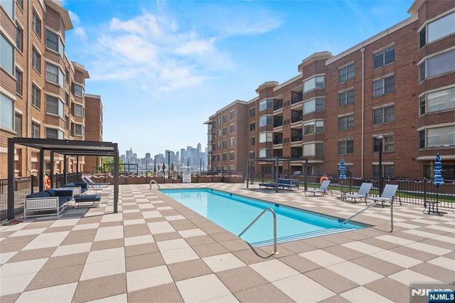 20 Ave At Port Imperial 403, West New York, NJ 07093
