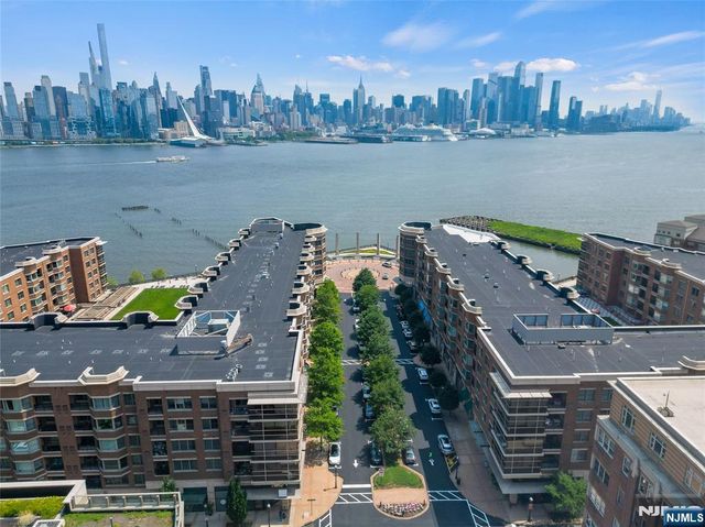 20 Ave At Port Imperial 403, West New York, NJ 07093