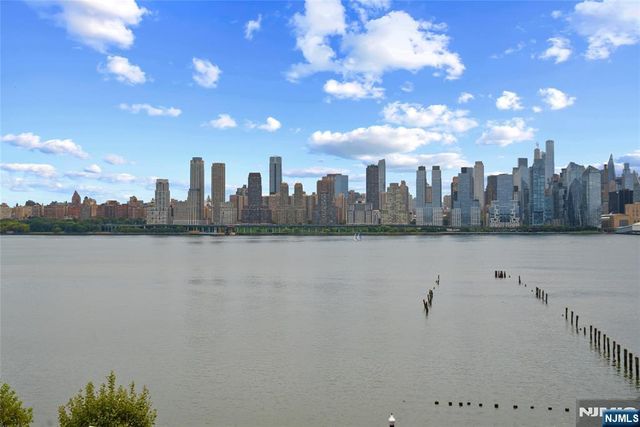 20 Ave At Port Imperial 403, West New York, NJ 07093