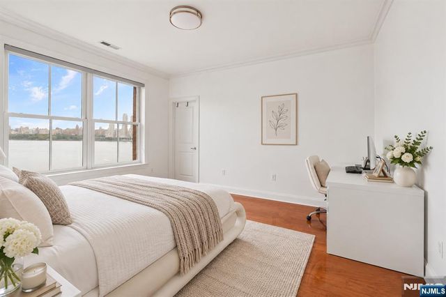 20 Ave At Port Imperial 403, West New York, NJ 07093