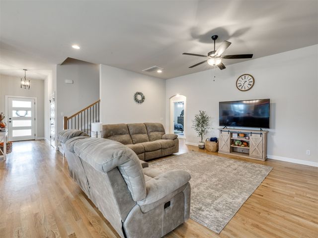 32253 E 67th Place S, Broken Arrow, OK 74014