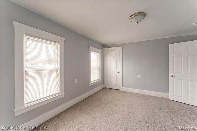 474 N Saginaw Street, Pontiac, MI 48342