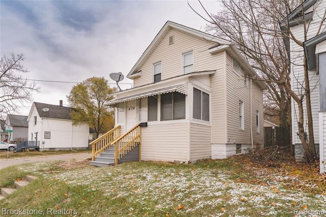 474 N Saginaw Street, Pontiac, MI 48342