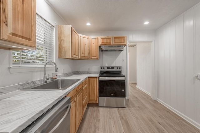 1414 23rd Street, Huntsville, TX 77340