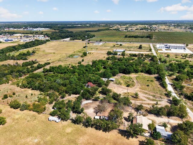 9784 Taylor Drive, Quinlan, TX 75474
