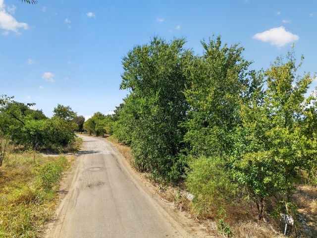 9784 Taylor Drive, Quinlan, TX 75474