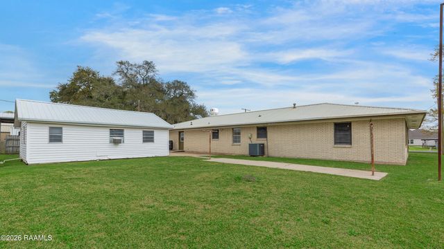 208 S A Street, Duson, LA 70529