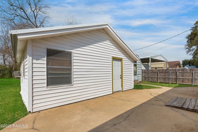 208 S A Street, Duson, LA 70529