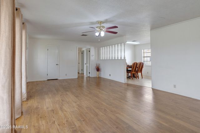 208 S A Street, Duson, LA 70529