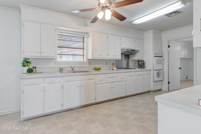 208 S A Street, Duson, LA 70529