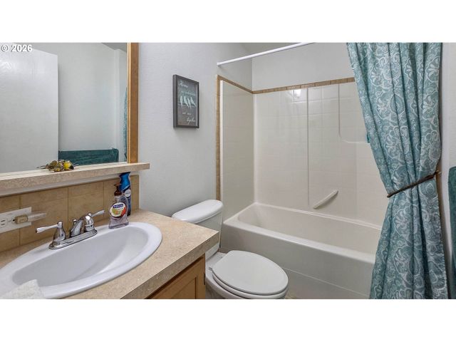 1000 E CENTRAL Ave 51, Sutherlin, OR 97479