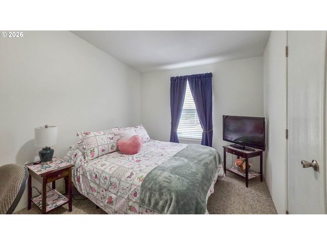 1000 E CENTRAL Ave 51, Sutherlin, OR 97479