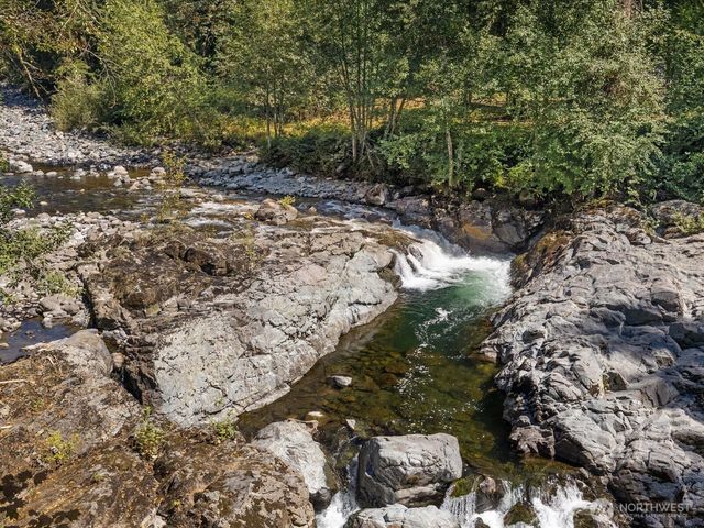 12906 Crystal Springs Drive, Granite Falls, WA 98252