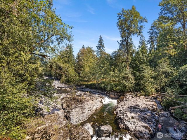 12906 Crystal Springs Drive, Granite Falls, WA 98252