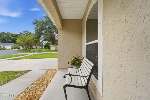 1302 Benton Lake Drive E, Deland, FL 32724