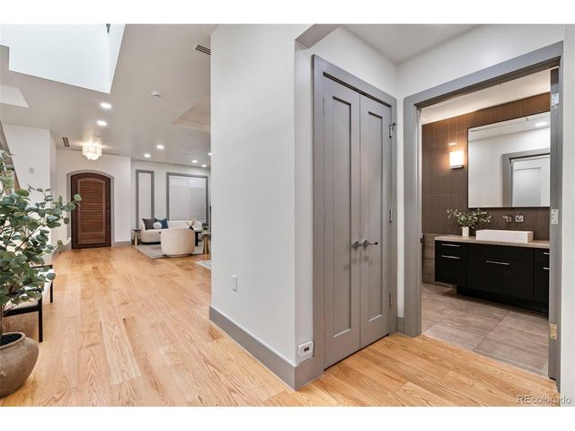 105 Fillmore St 204, Denver, CO 80206