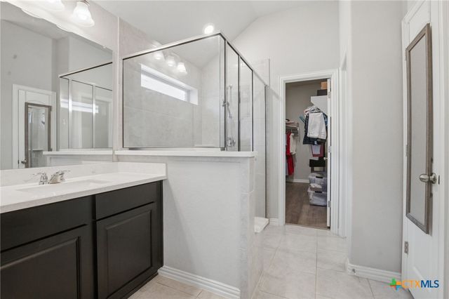 8512 Tulocay Blanca, Boerne, TX 78015