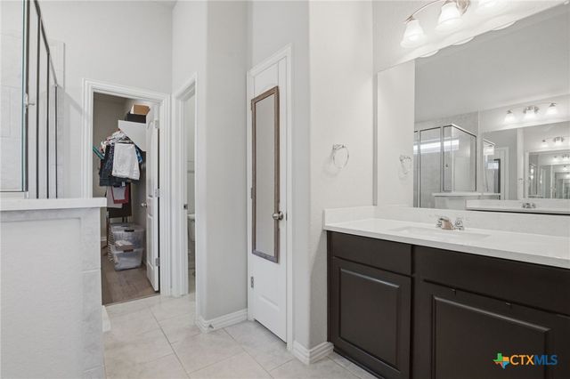 8512 Tulocay Blanca, Boerne, TX 78015