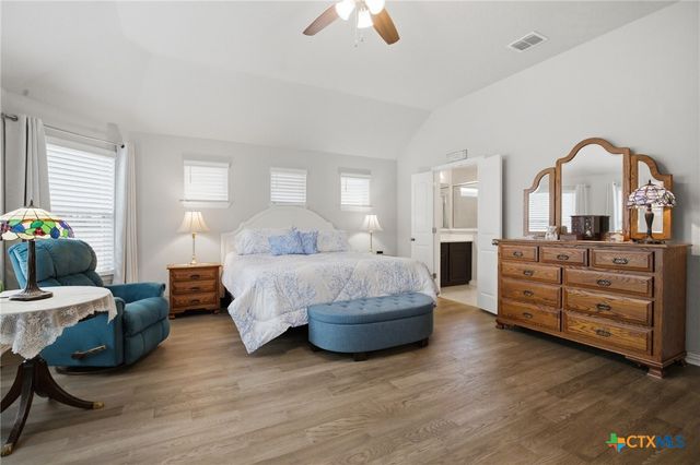 8512 Tulocay Blanca, Boerne, TX 78015