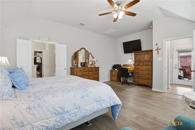 8512 Tulocay Blanca, Boerne, TX 78015