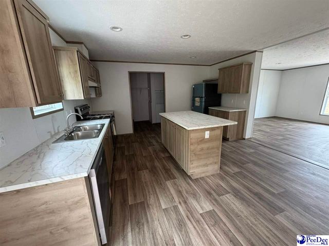 1006 Gause Canal Rd, Coward, SC 29530