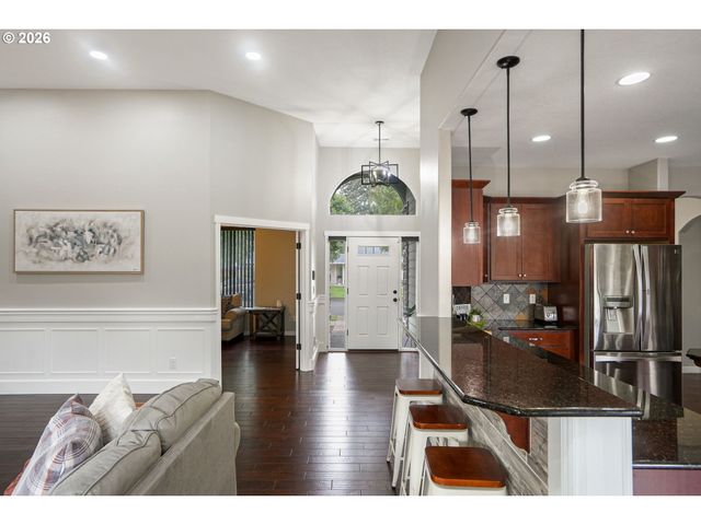 920 HIGHLAND St, Stayton, OR 97383