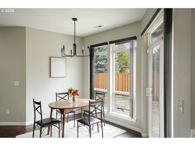 920 HIGHLAND St, Stayton, OR 97383