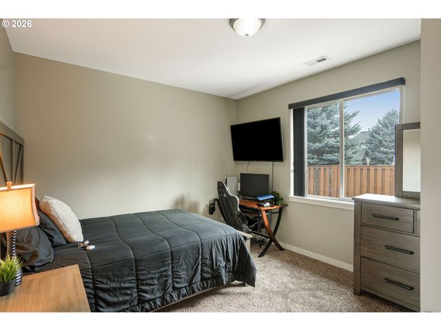 920 HIGHLAND St, Stayton, OR 97383
