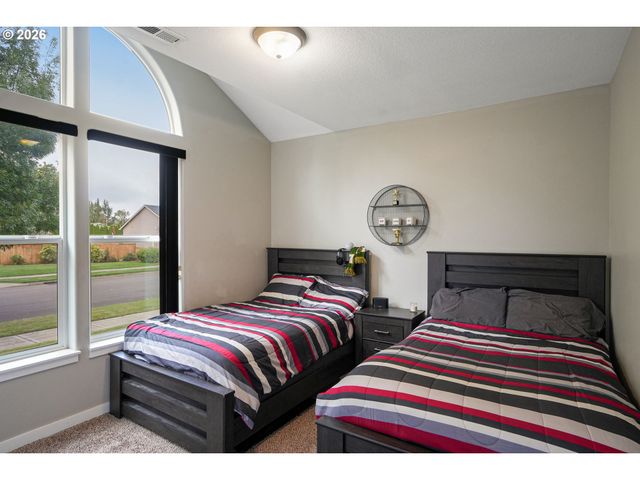 920 HIGHLAND St, Stayton, OR 97383