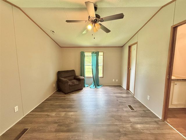 102 Western Way, Angleton, TX 77515