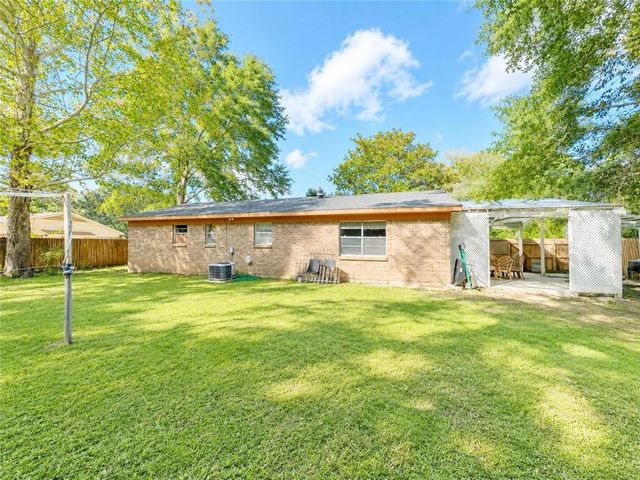6641 Merlin Drive, Mobile, AL 36619