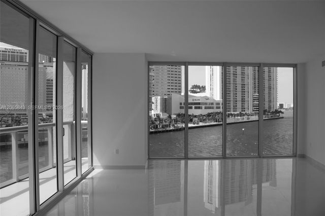 465 Brickell Avenue 502, Miami, FL 33131