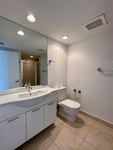 465 Brickell Avenue 502, Miami, FL 33131