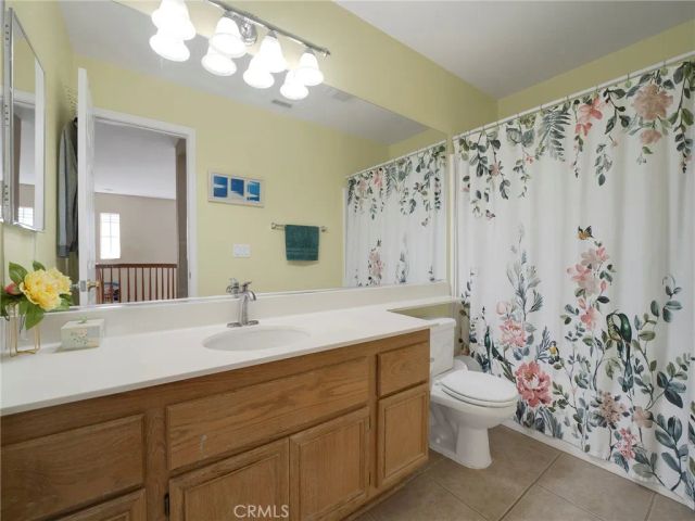 28541 Old Spanish Trail, Saugus, CA 91390