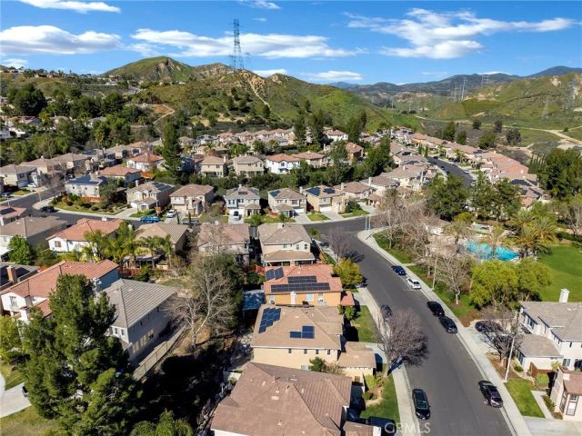 28541 Old Spanish Trail, Saugus, CA 91390