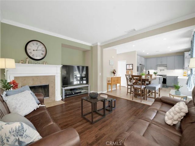 28541 Old Spanish Trail, Saugus, CA 91390