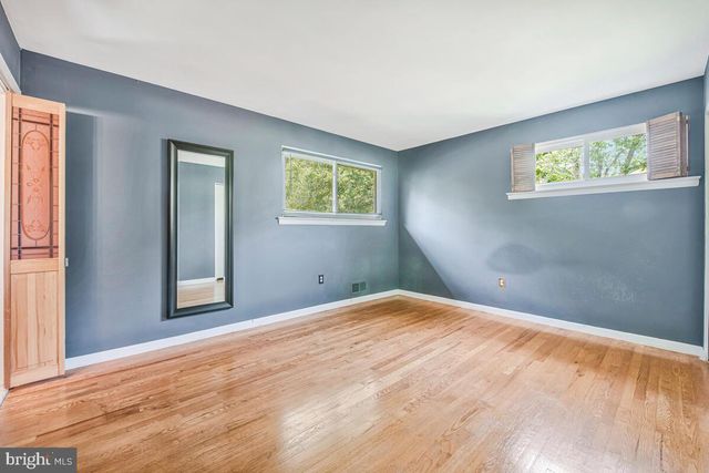 6618 IAN ST, Hyattsville, MD 20784