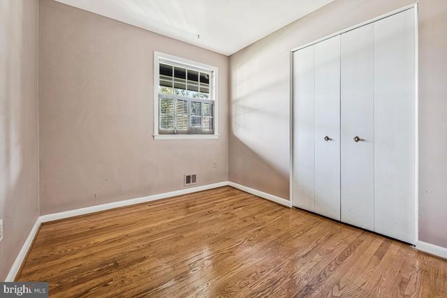 6618 IAN ST, Hyattsville, MD 20784