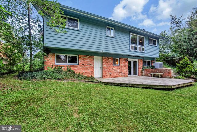 6618 IAN ST, Hyattsville, MD 20784