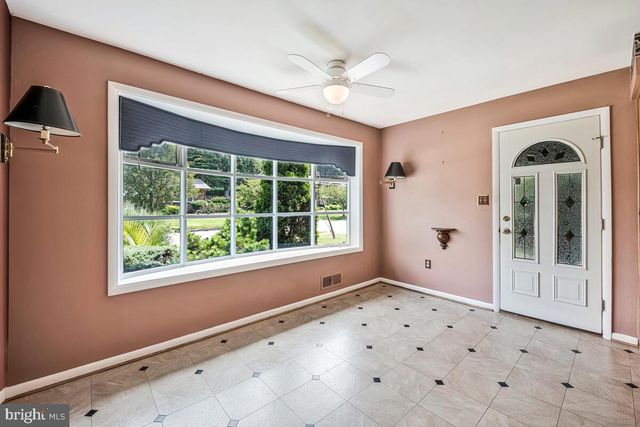 6618 IAN ST, Hyattsville, MD 20784
